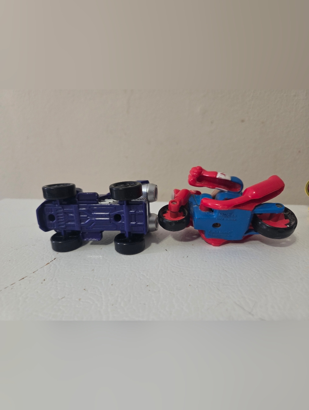 Marvel Character Mini Racers - Assorted Colors Diecast Set Of 8 - Picture 4 of 9
